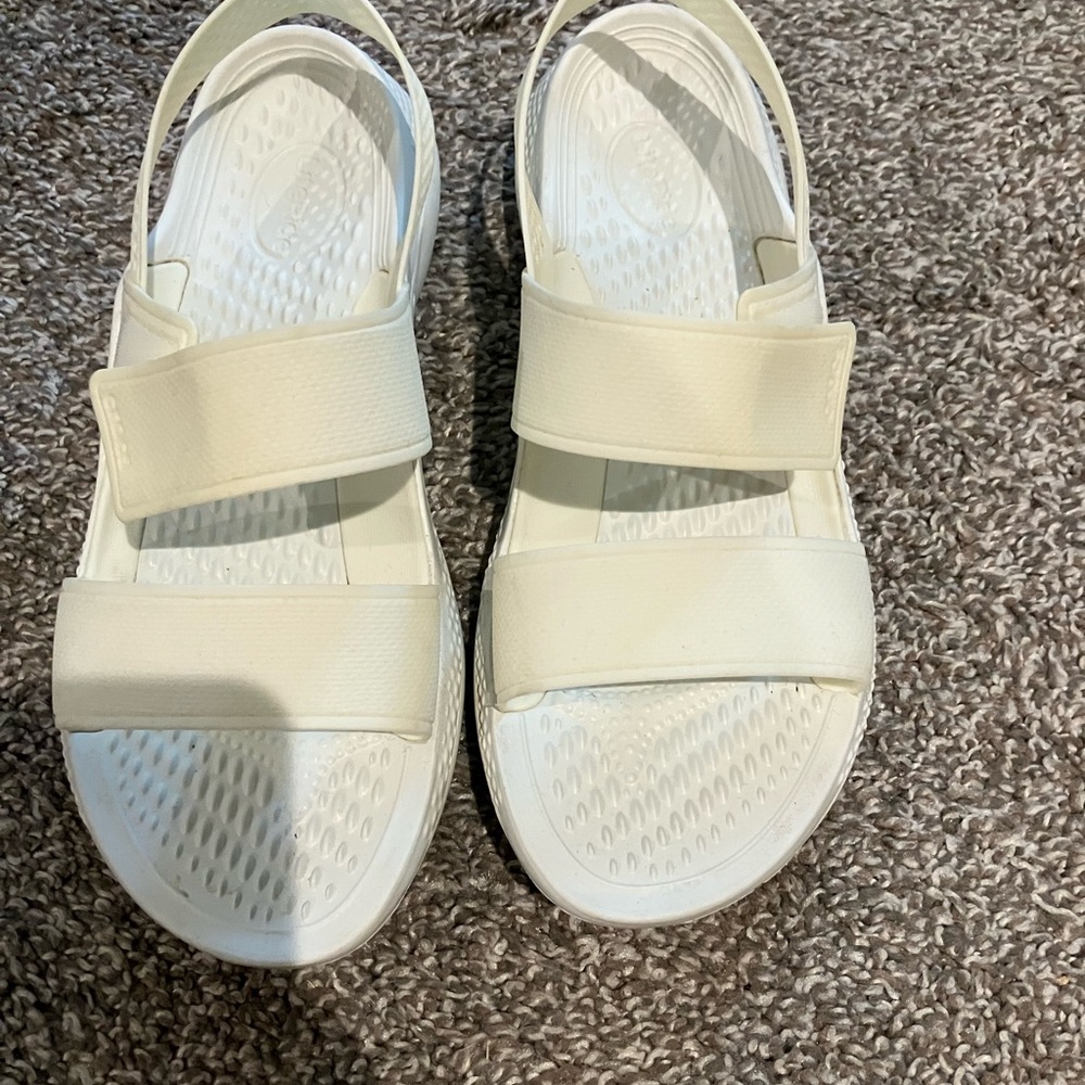 Crocs Women’s Literide 360 Sandals-Cream-Size W-6-GUC